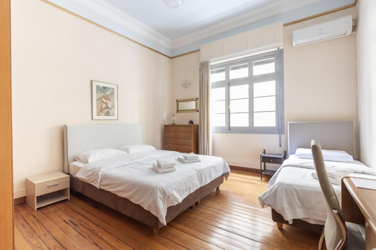 Ideal 4 Bdr Apartment In Plaka For 10! Атина Екстериор снимка
