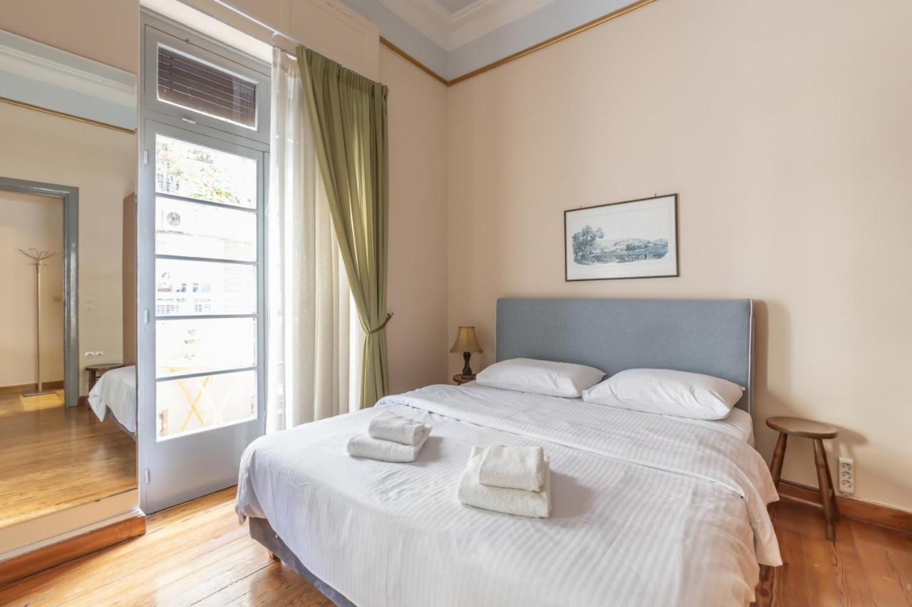 Ideal 4 Bdr Apartment In Plaka For 10! Атина Екстериор снимка